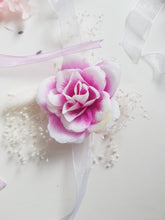 Load image into Gallery viewer, Boutonniere, Wedding Flower Pins in Pink & Cream