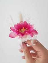 Load image into Gallery viewer, Boutonniere, Wedding Flower Pins in Pink & Cream