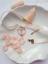 Load image into Gallery viewer, Mustard Seed Choker Heart-Necklace