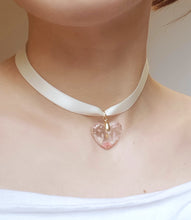 Load image into Gallery viewer, Mustard Seed Choker Heart-Necklace