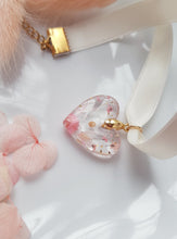 Load image into Gallery viewer, Mustard Seed Choker Heart-Necklace