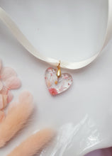 Load image into Gallery viewer, Mustard Seed Choker Heart-Necklace