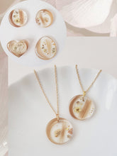 Load image into Gallery viewer, Two Strands of Hair Resin-Pendant
