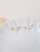 Load image into Gallery viewer, Dragon-Fly Earrings Transparent with Real Flowers - Rose / Cream