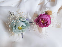 Load image into Gallery viewer, Boutonniere, Wedding Flower Pins in Pink &amp; Cream