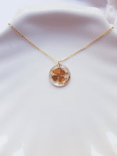 Load image into Gallery viewer, Shamrock Golden Resin Earrings
