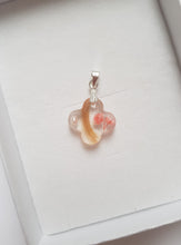 Load image into Gallery viewer, Clover Shaped Resin Hair Pendant