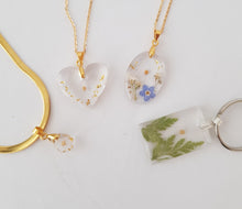 Load image into Gallery viewer, Mustard Seed Heart Shaped Necklace