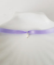 Load image into Gallery viewer, Lavender Choker Pearl Necklace