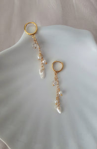 Golden Chain Earrings with Pearls and Moonstone