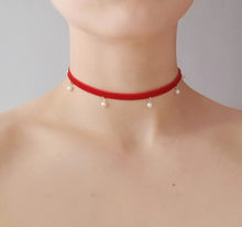 Load image into Gallery viewer, Multiple Pearl Velvet Choker in Dark-Red