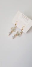 Load image into Gallery viewer, Real blue Forgetmenot Earrings - Gold