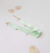 Load image into Gallery viewer, Silky Mint Green Pearl Choker Necklace