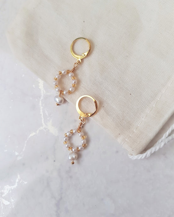 White-Gold Pearl Earrings Baroque