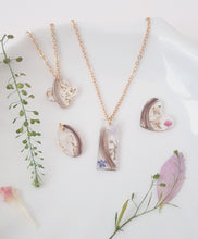 Load image into Gallery viewer, Small Hair Pendant Resin with Flowers, Personalized