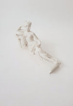 Load image into Gallery viewer, Venus Victrix by Canova, Miniature Alabaster Sculpture